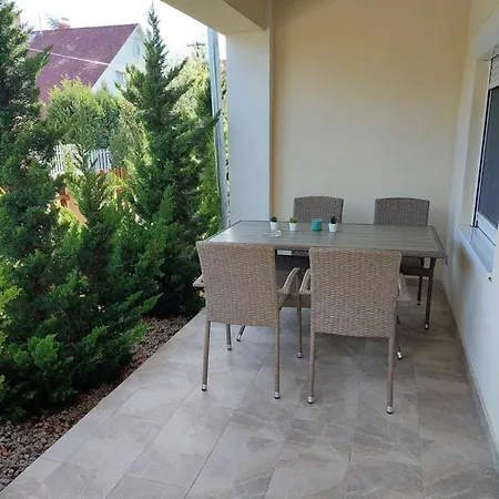 Janos Apartman Balatonfuered Exterior photo